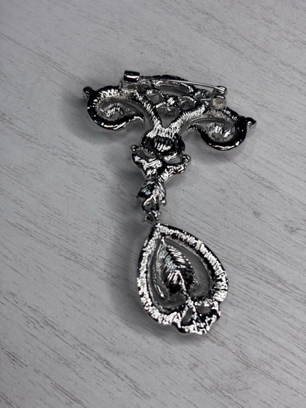 Silver-Tone Brooch with Deep Blue Crystal Drops - Picture 4 of 4